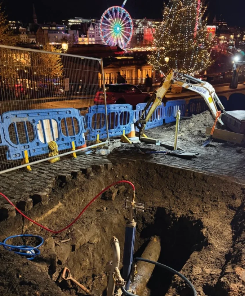 WASK Aquastop Keeps Edinburgh Flowing For Christmas